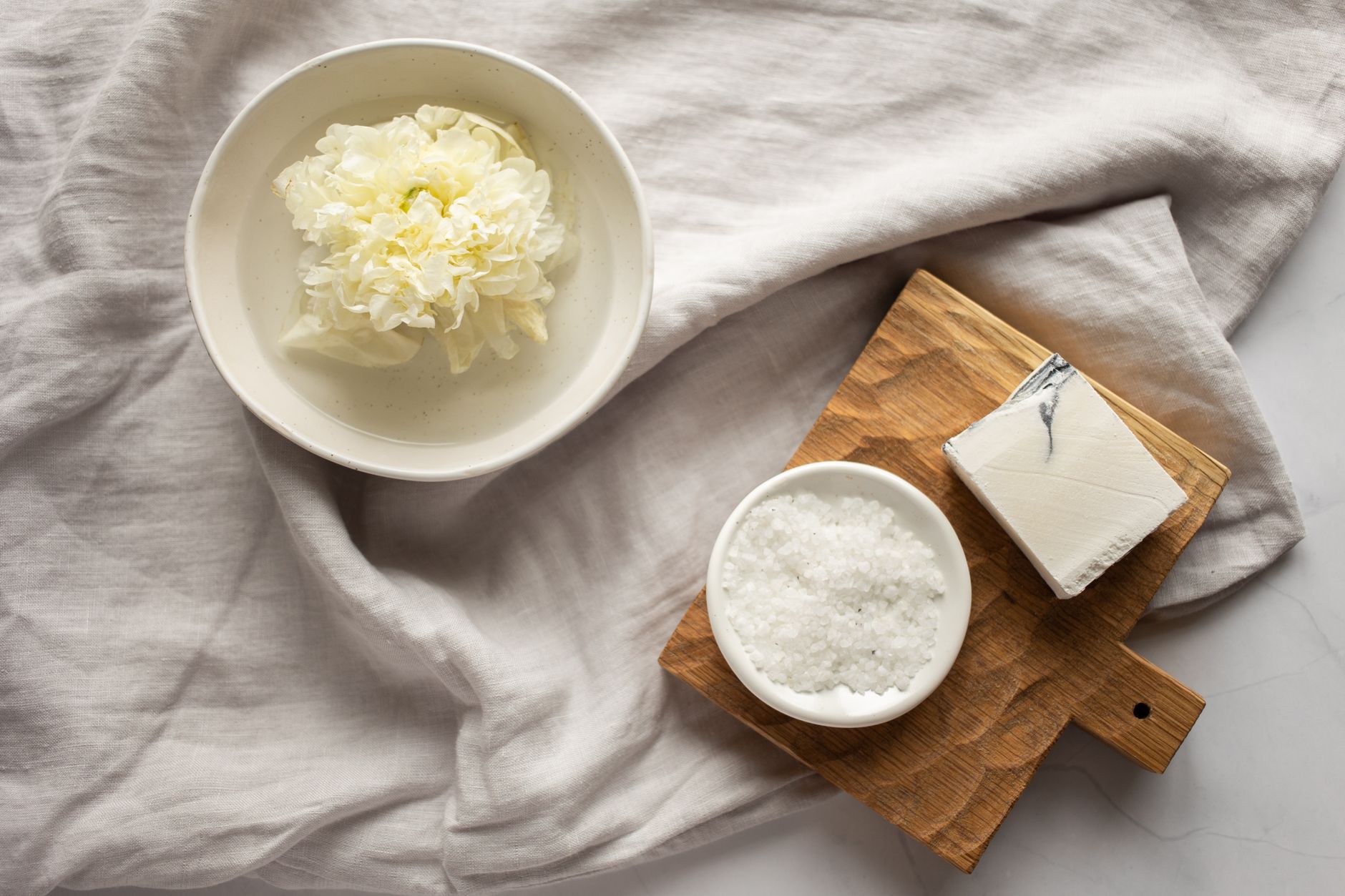 The Fifteen Second Face Wash - Skin & Simple Things